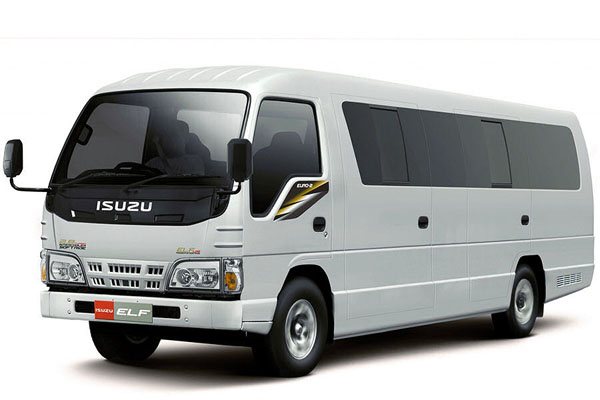 Isuzu ELF for Airport pickup service